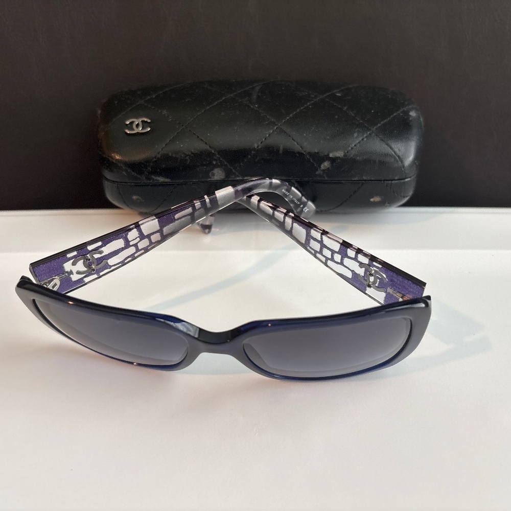 Chanel vintage Designer Sunglasses